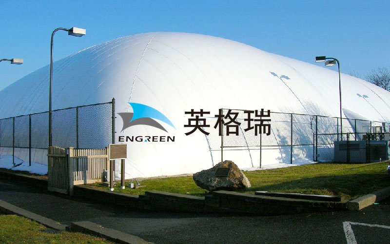 氣膜體育館相對比傳統體育館無論在安全性、經濟性、舒適性方面都有非常大的優勢