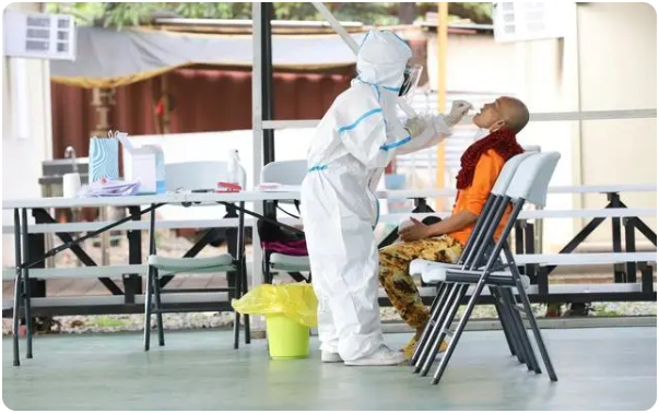 b8e82b487cce7d4ee0c876e2f53cf72b