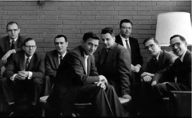 6378310057816601568505713