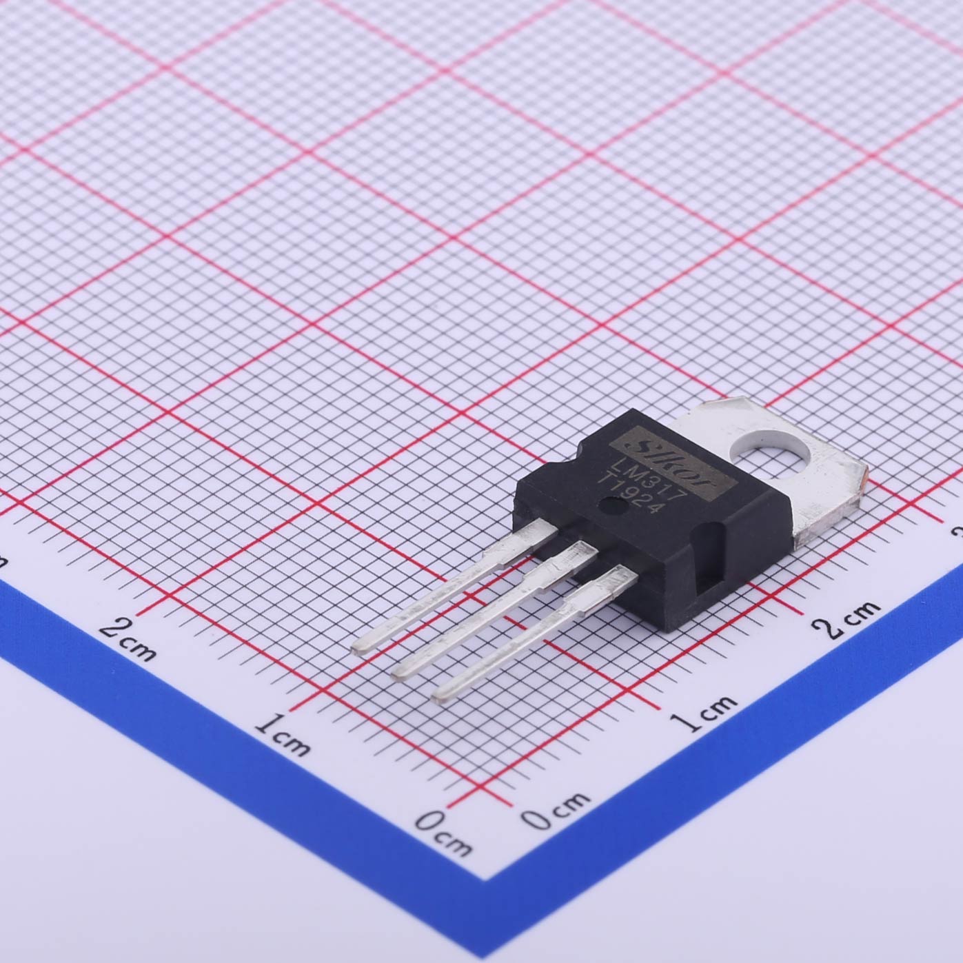 線性穩壓器1117-3.3