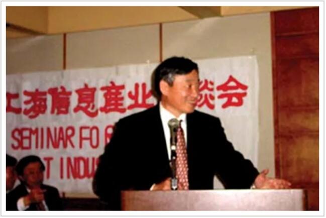 de53bb6cfc348950bfe28b32687f4d03