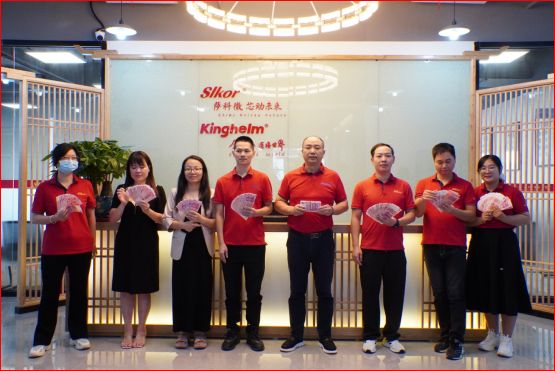 f6373dc9-0cfc-4296-90a4-273f8ba2a521